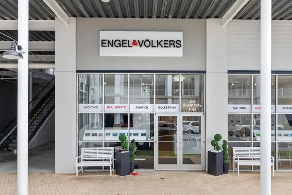 Engel&Volkers- 7