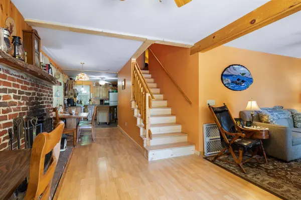 75 Black Cove RD, Wakefield, NH 03872