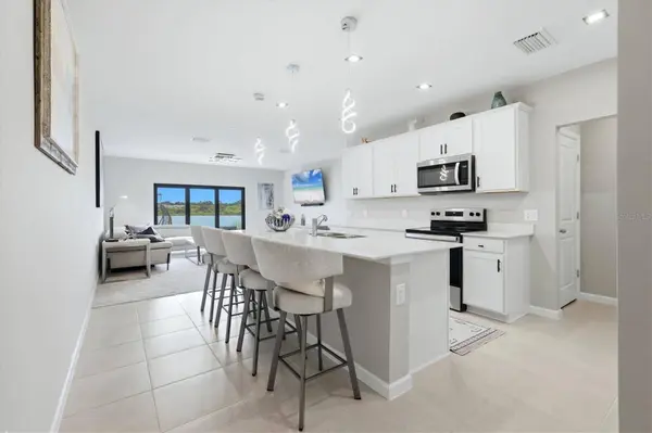6340 SILVERSTAR DR, Sarasota, FL 34240