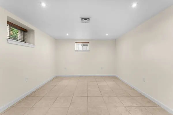 48 Trapelo St #B, Boston, MA 02135