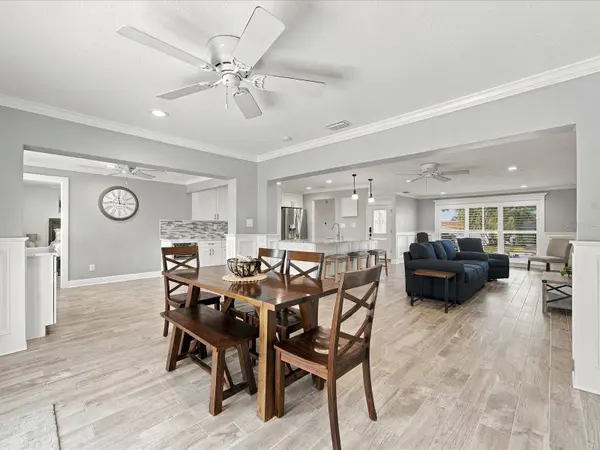 10469 IMPERIAL POINT DR E, Largo, FL 33774