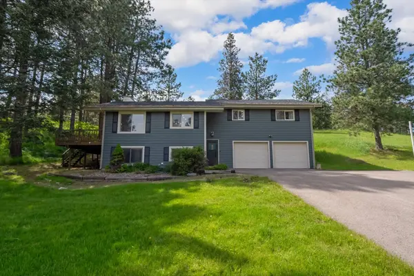 300 Peaceful DR, Bigfork, MT 59911