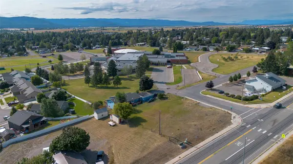 2 & 4 Parkway DR, Kalispell, MT 59901