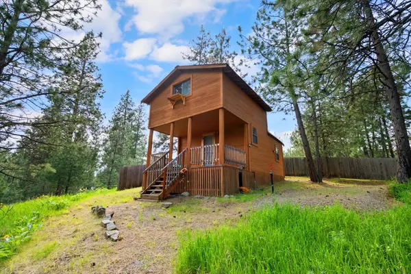 300 Peaceful DR, Bigfork, MT 59911