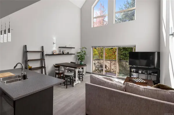 1406 Jingle Pot Rd ##76, Nanaimo, BC V9R 0A9