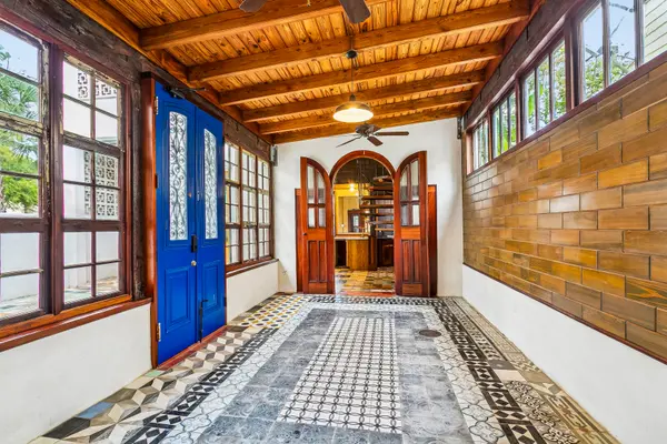 3623 Chartres Street, New Orleans, LA 70117