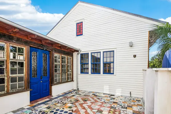 3623 Chartres Street, New Orleans, LA 70117