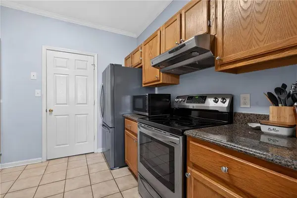 105 Vinings Forest CIR SE, Smyrna, GA 30080