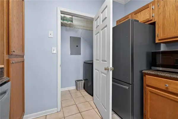 105 Vinings Forest CIR SE, Smyrna, GA 30080