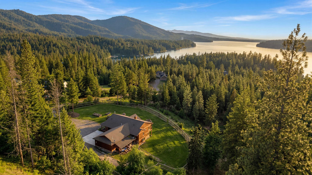 https://img-v2.gtsstatic.net/reno/imagereader.aspx?fallbackimageurl=https%3A%2F%2Fwww.sothebysrealty.com%2Fresources%2Fsiteresources%2Fcommonresources%2Fimages%2Fnophoto%2Fno_image_new.png&option=N&permitphotoenlargement=false&q=75&url=https%3A%2F%2Fm.sothebysrealty.com%2F1228i215%2Fkm9w3wy2drax4ht908bvd34ba4i215&w=3840