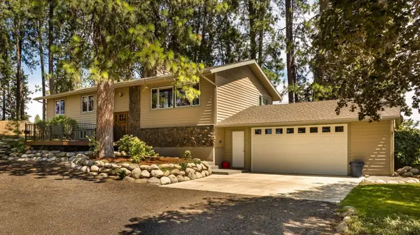 12504 N Fairview Rd, Mead, WA 99021