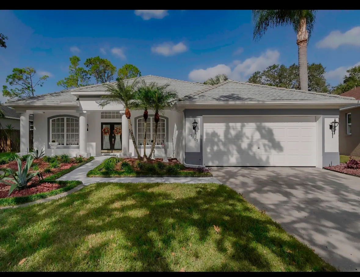 19108 Cherry Rose Circle, Lutz, FL 33558
