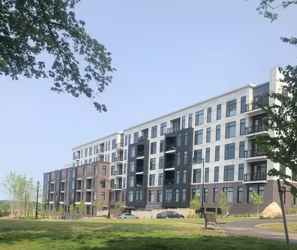 191 Washington St #720, Brighton, MA