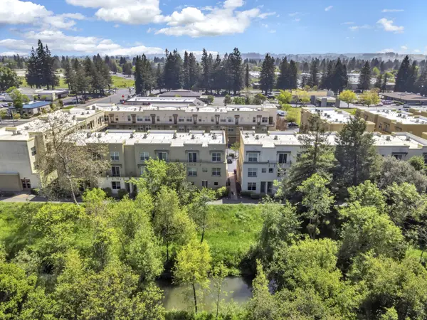 240 City Center Dr, Rohnert Park, CA 94928-2174