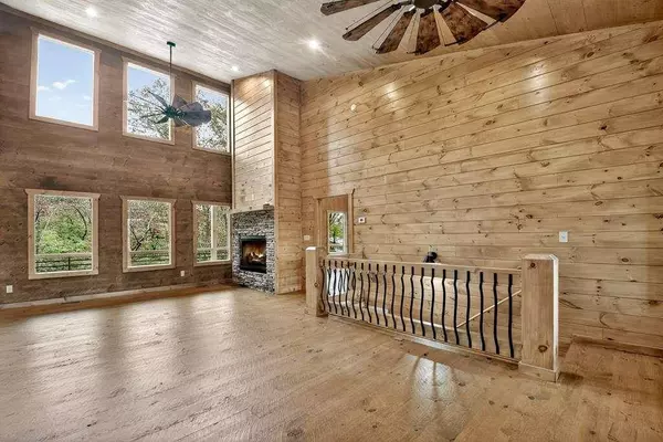 288 Windy VLY, Blue Ridge, GA 30513