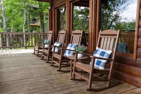 9 Quail Hollow LN, Blue Ridge, GA 30513