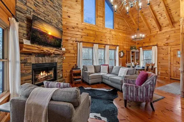 76 Fish Trap RD, Blue Ridge, GA 30513