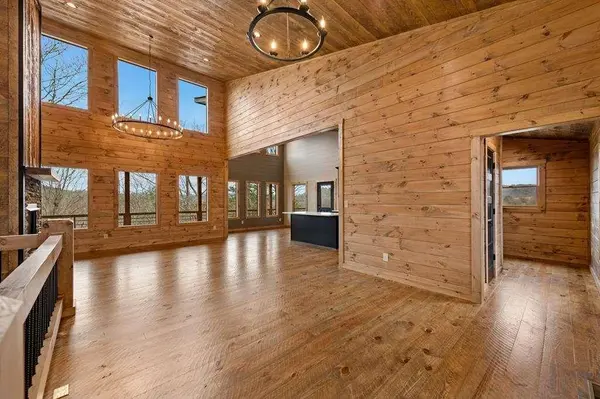 416 Windy Valley TRL, Blue Ridge, GA 30513