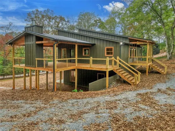 288 Windy VLY, Blue Ridge, GA 30513