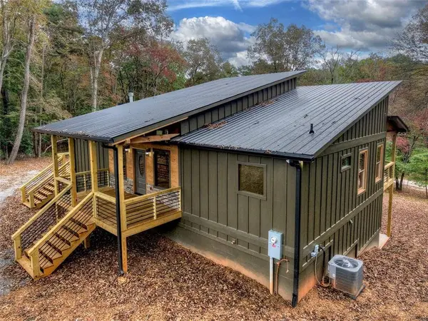 288 Windy VLY, Blue Ridge, GA 30513