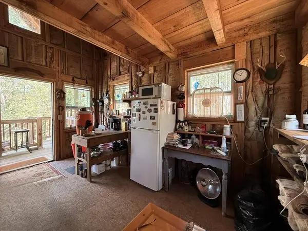306 Jacks River RD, Epworth, GA 30541