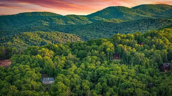 760 River Bend LN, Blue Ridge, GA 30513