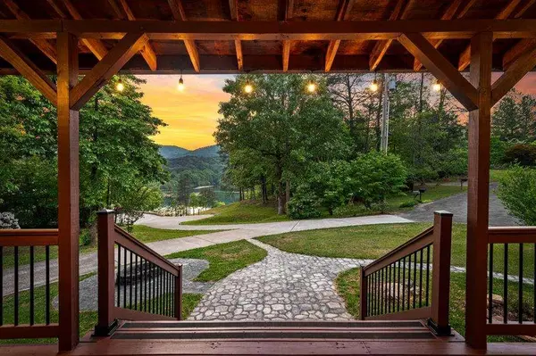 100 Lakeview DR, Turtletown, TN 37391