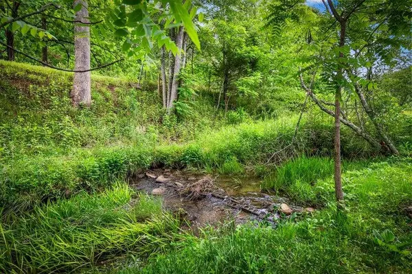 1898 Kimsey Dairy RD, Turtletown, TN 37391