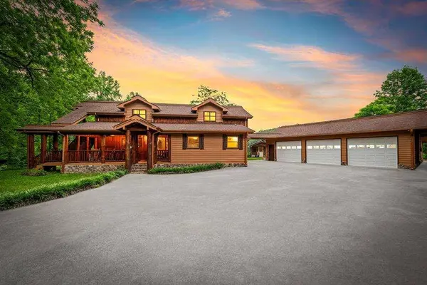 1898 Kimsey Dairy RD, Turtletown, TN 37391