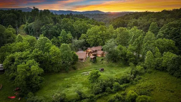 1898 Kimsey Dairy RD, Turtletown, TN 37391