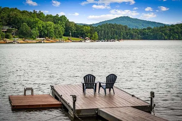 129 Mountain View LN, Blairsville, GA 30512