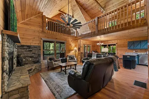 1571 W Campbell Camp RD W, Blue Ridge, GA 30513