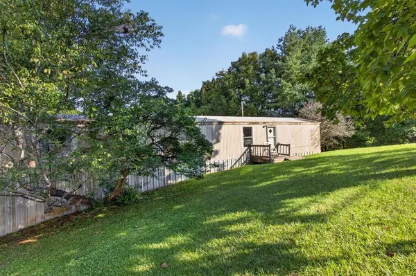 357 E Second ST E, Blue Ridge, GA 30513