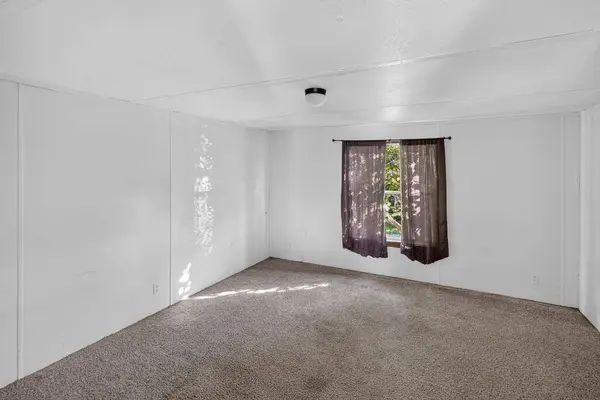 357 E Second ST E, Blue Ridge, GA 30513