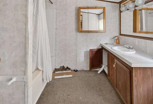 51 Summit LN, Blue Ridge, GA 30513