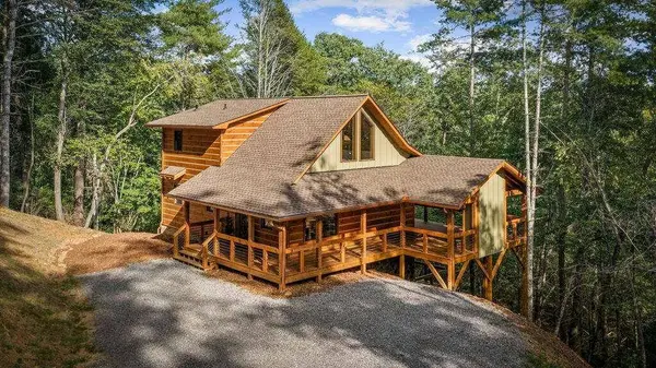66 Woodland TRL, Epworth, GA 30513
