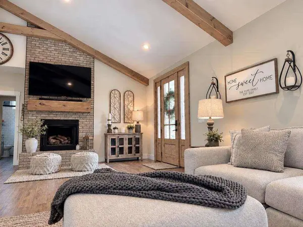 353 Sowers RD, Blue Ridge, GA 30513