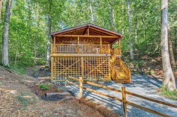 93 Valley LN