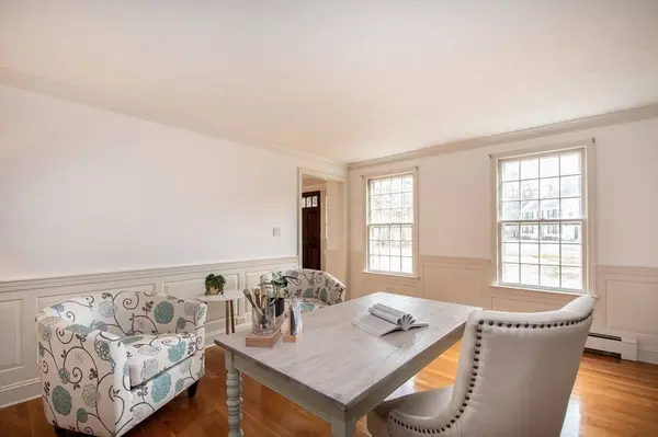 162 Forest St, Duxbury, MA 02332