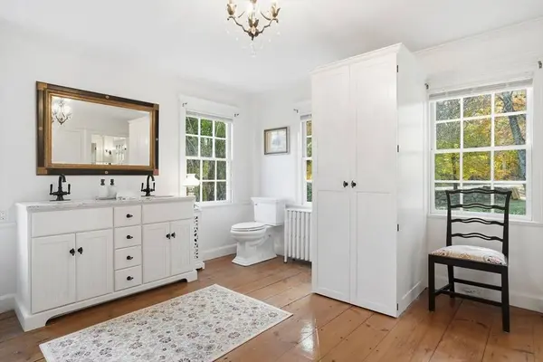 178 Main St, Plympton, MA 02367