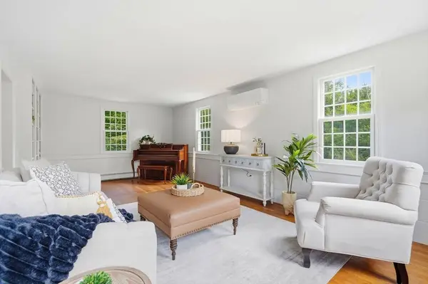 297 Holly Rd, Marshfield, MA 02050