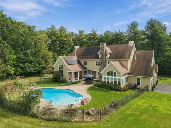 20 Hillside Ln, Duxbury, MA 02332