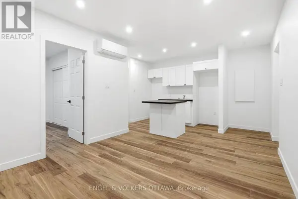 322 Frontenac ST #D, Ottawa, ON K1L6K7