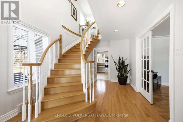 1495 BELCOURT BOULEVARD, Ottawa, ON K1C1M3