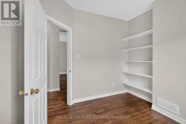 53 BOREALIS CRESCENT, Ottawa, ON K1K4T5