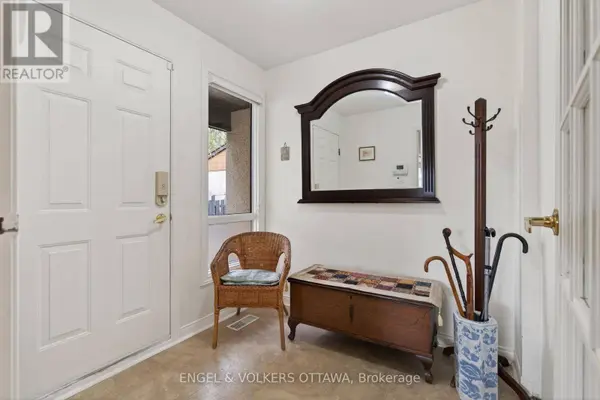 3344 Uplands DR #77, Ottawa, ON K1V9R9