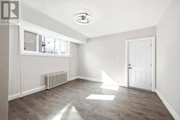 287 ST LAURENT BOULEVARD, Ottawa, ON K1K2Z3