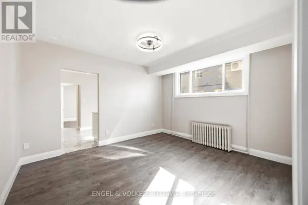 287 ST LAURENT BOULEVARD, Ottawa, ON K1K2Z3