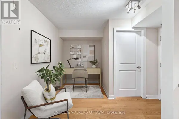 138 Somerset ST West #604, Ottawa, ON K2P0A3