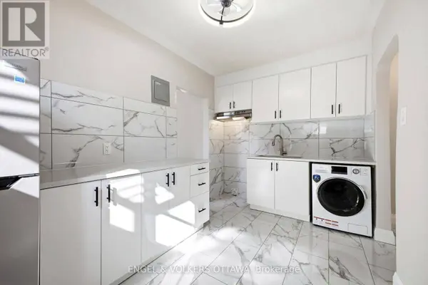 287 St Laurent BLVD #1, Ottawa, ON K1K2Z3